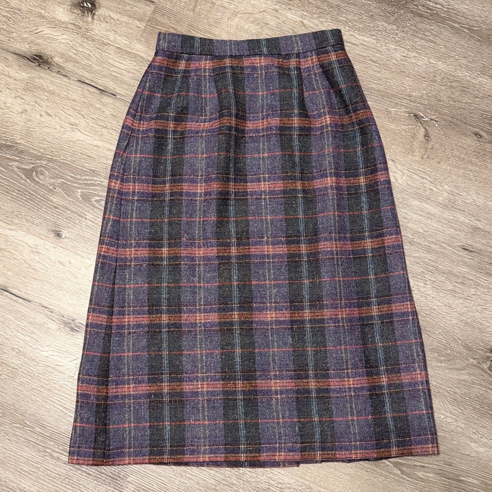 Vintage Breckenridge Quarter-pleated wool skirt - Picture 4 of 7